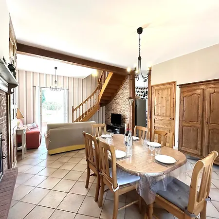 Le D'en Bas Holiday home Quesnoy-le-Montant